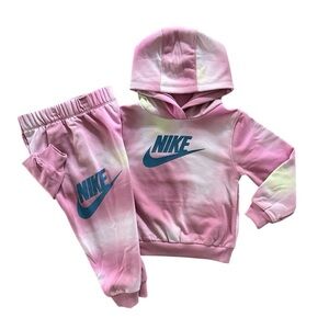 Nike Girls 3T Tie Dye Hooded Sweatshirt And Joggers 2 Piece Set NWT
